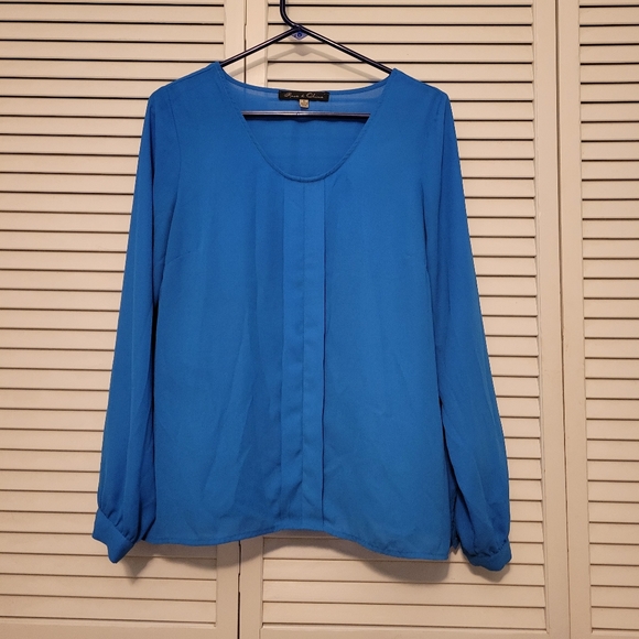 Rose & Olive Tops - Rose & Olive blouse